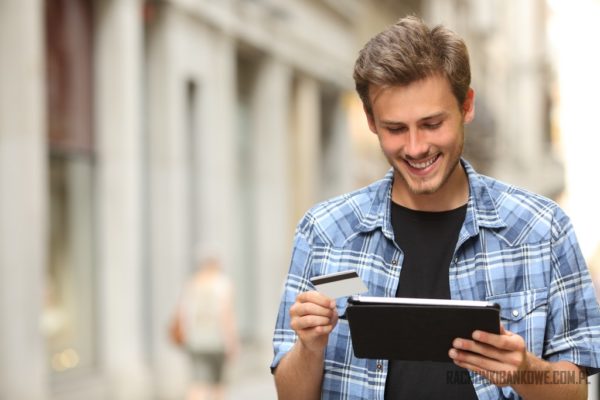 Jak wybrać najtańsze konto dla studenta?